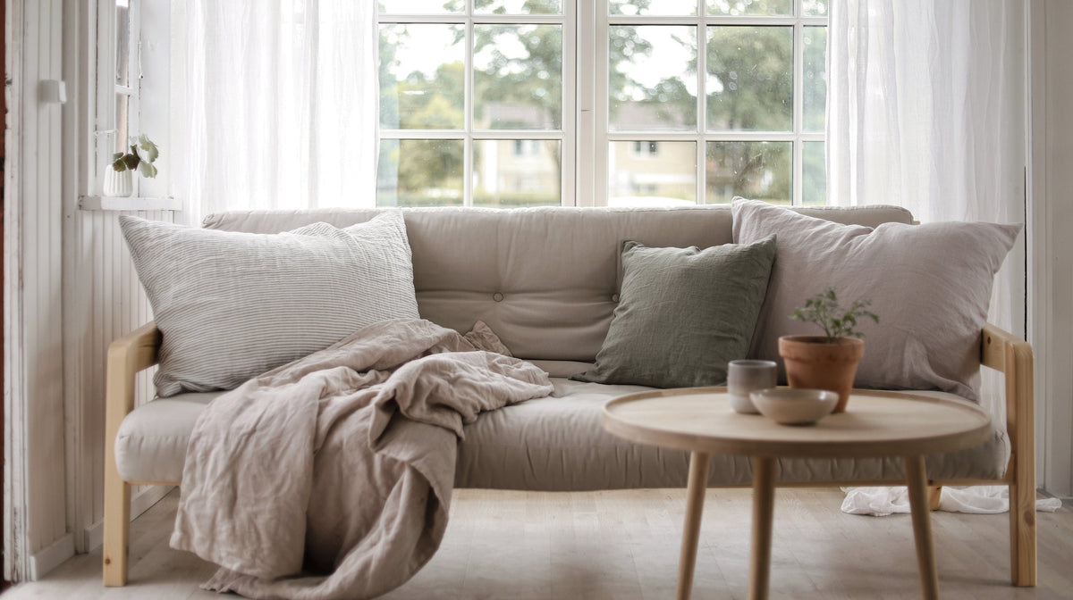 Linen cushions