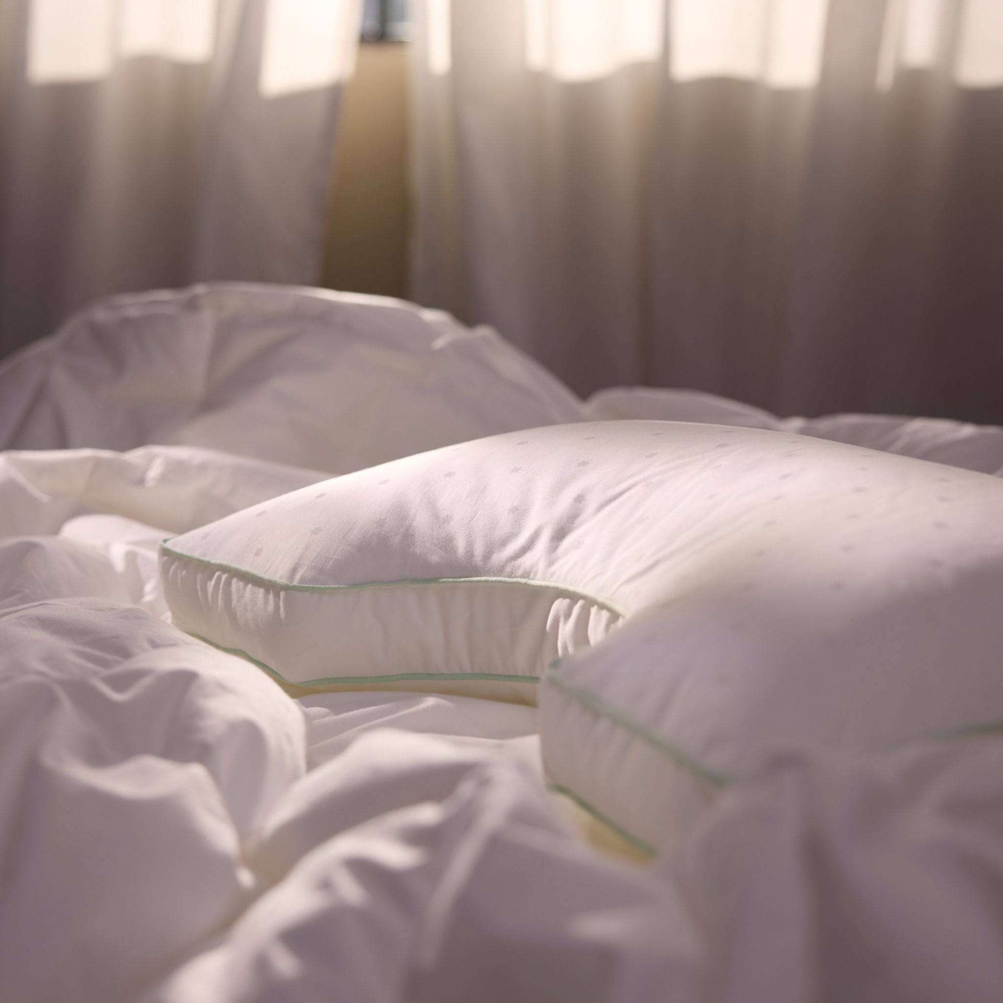 Comfort Curve Pillow