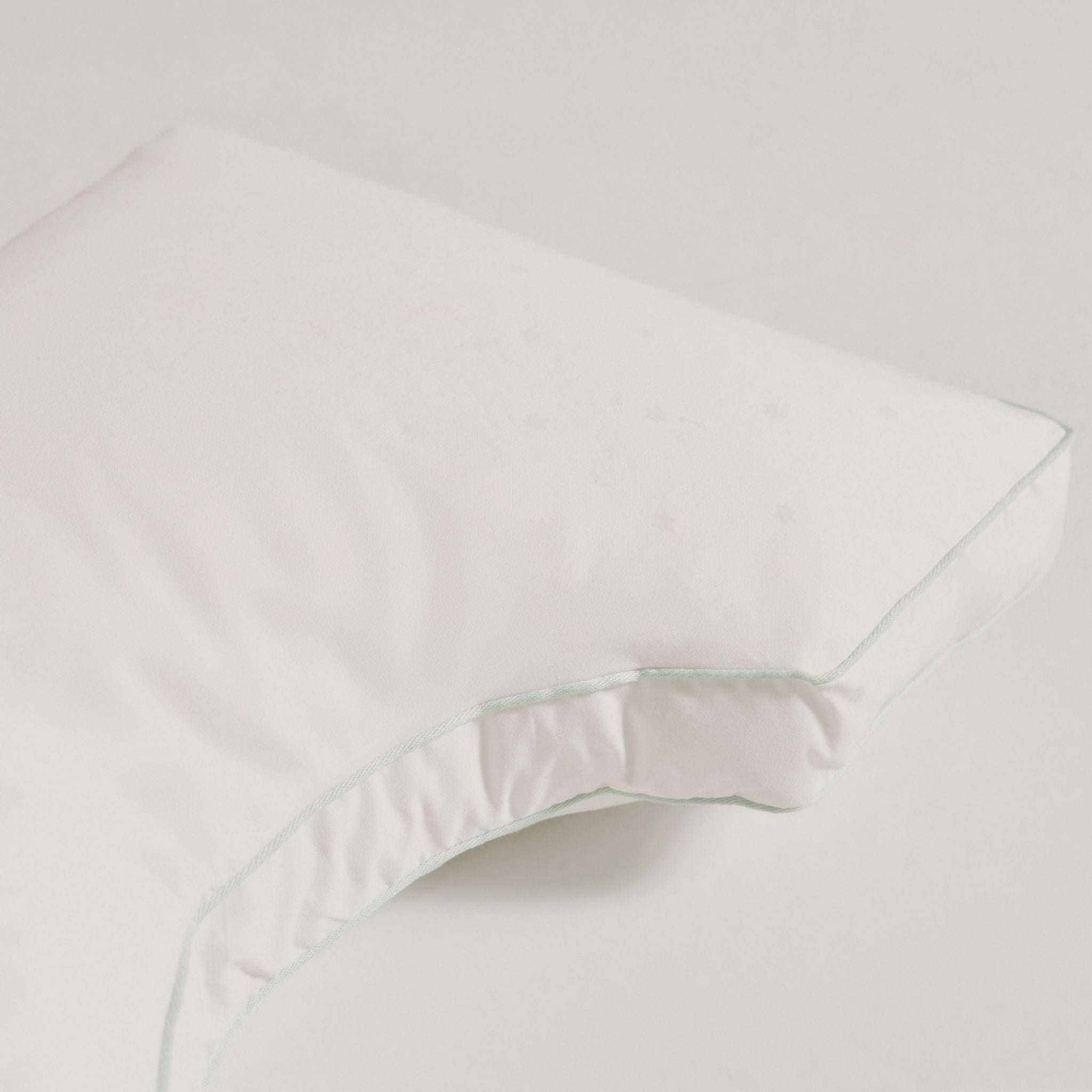 Comfort Curve Pillow