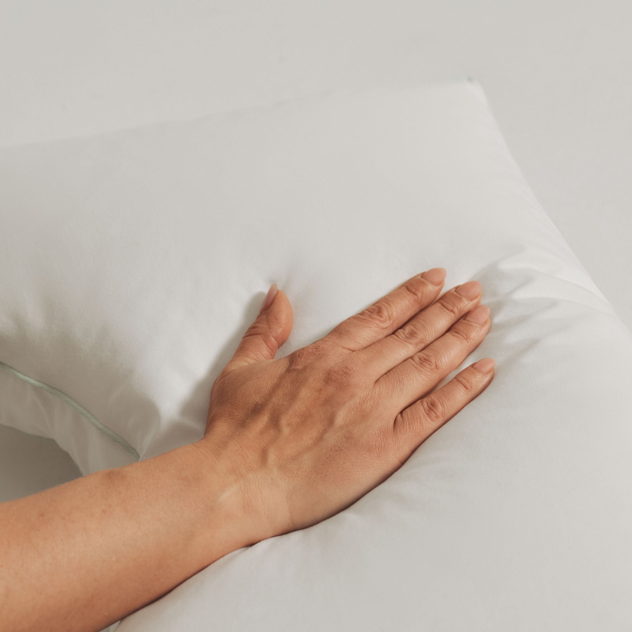 Comfort Curve Pillow