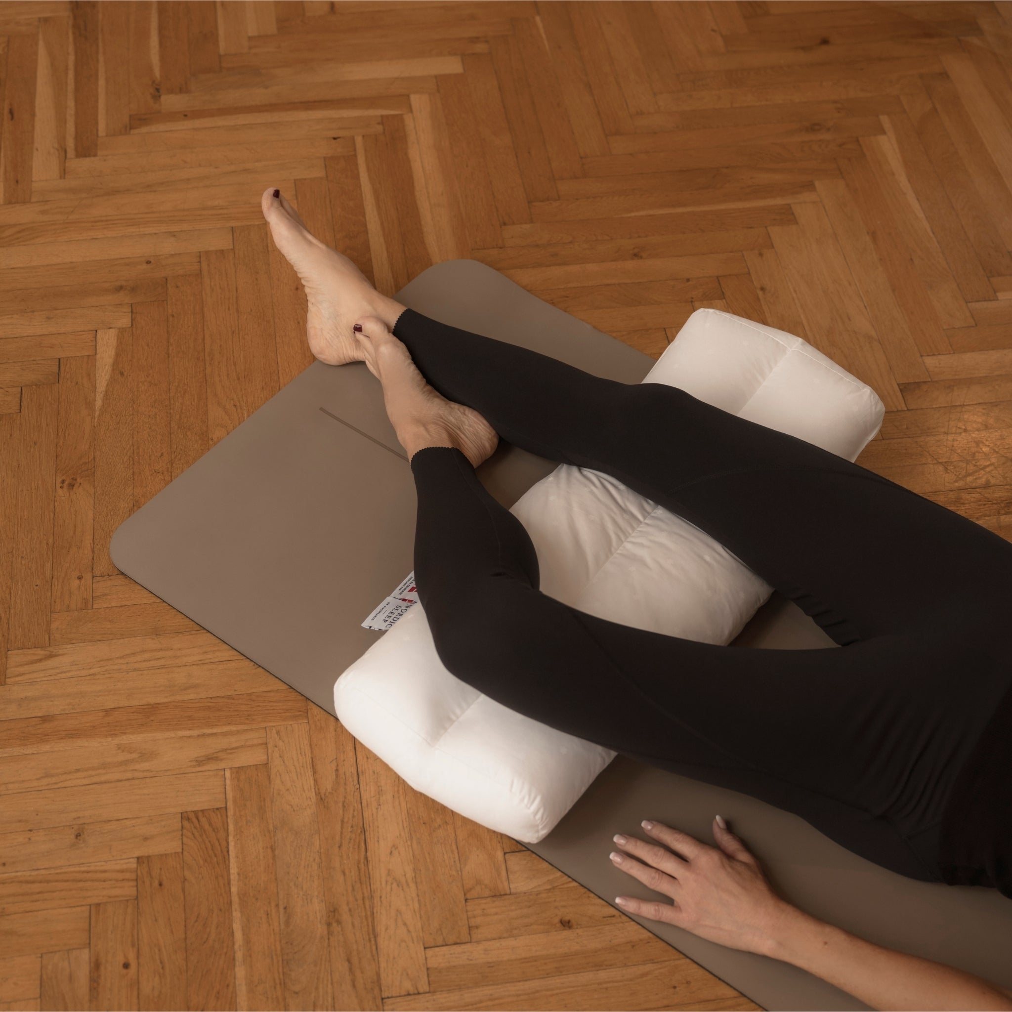 KneeAnkle Support Pillow incl. cover - White