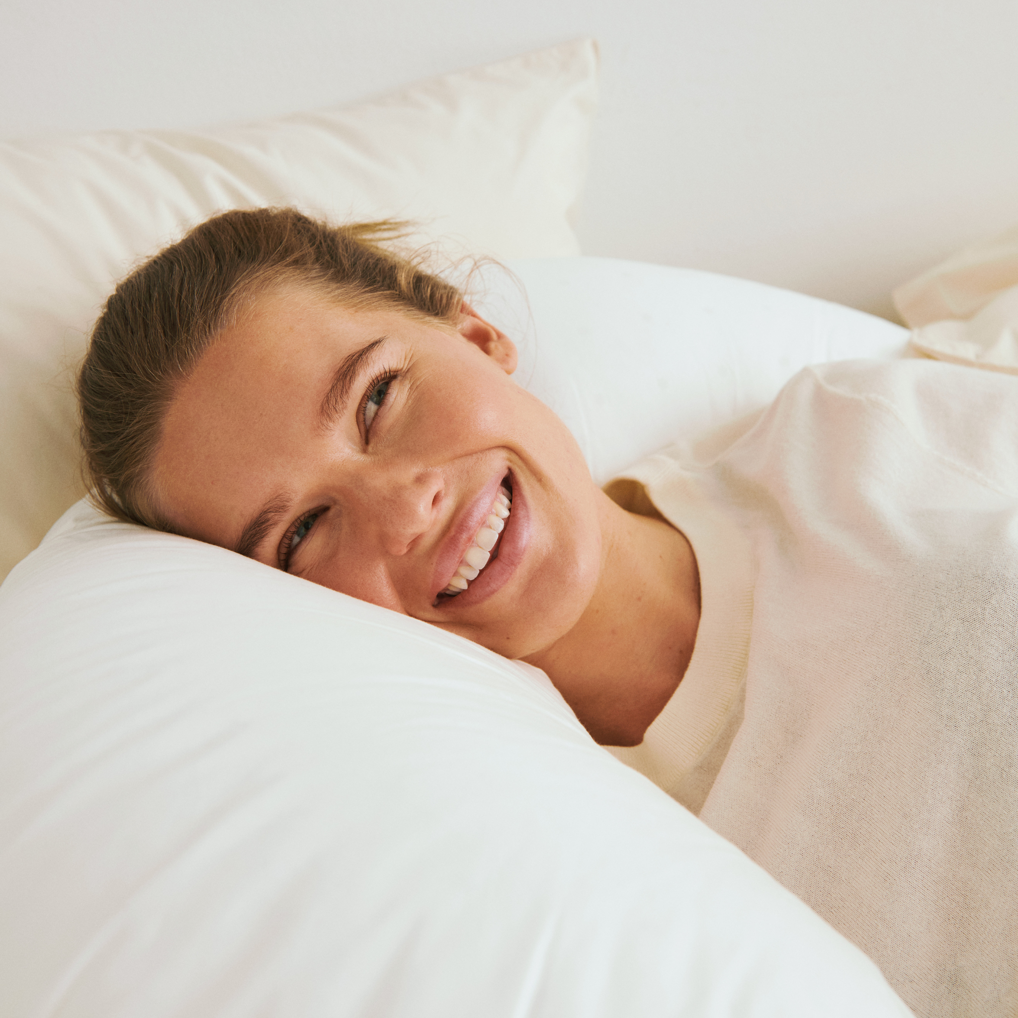 Comfort-U Support Pillow incl. cover - White
