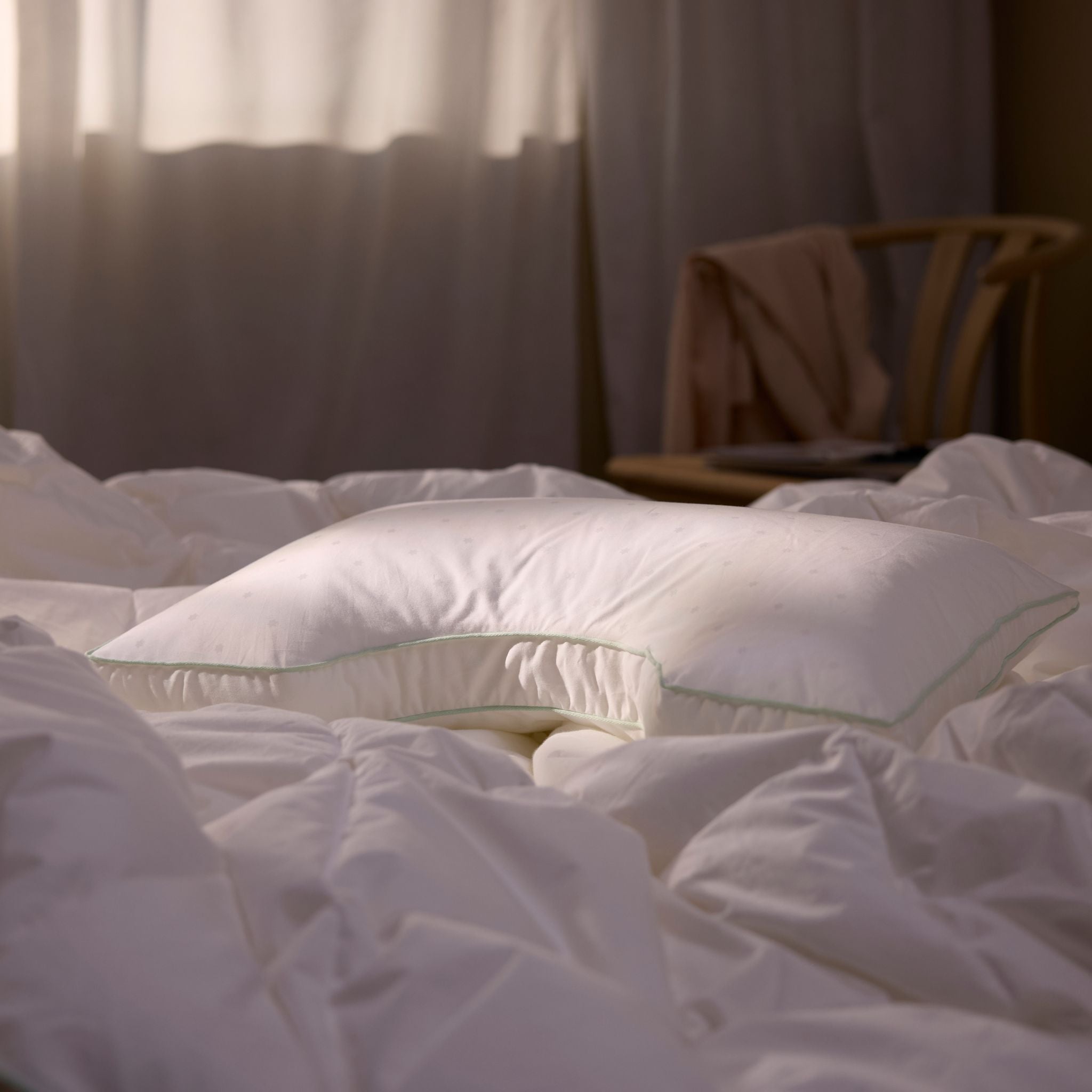 Comfort Curve Pillow