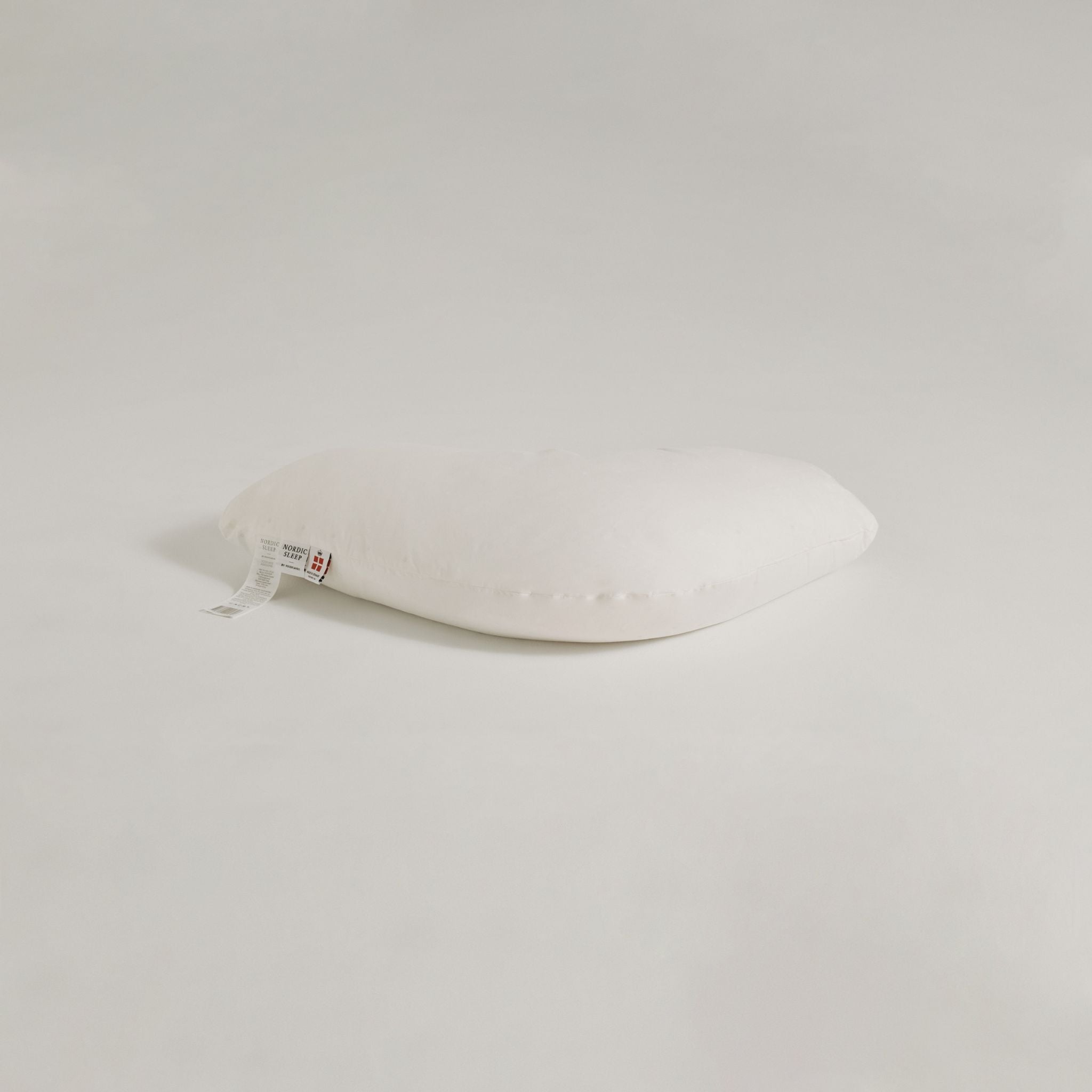 SideSleeper Pillow incl. cover - White